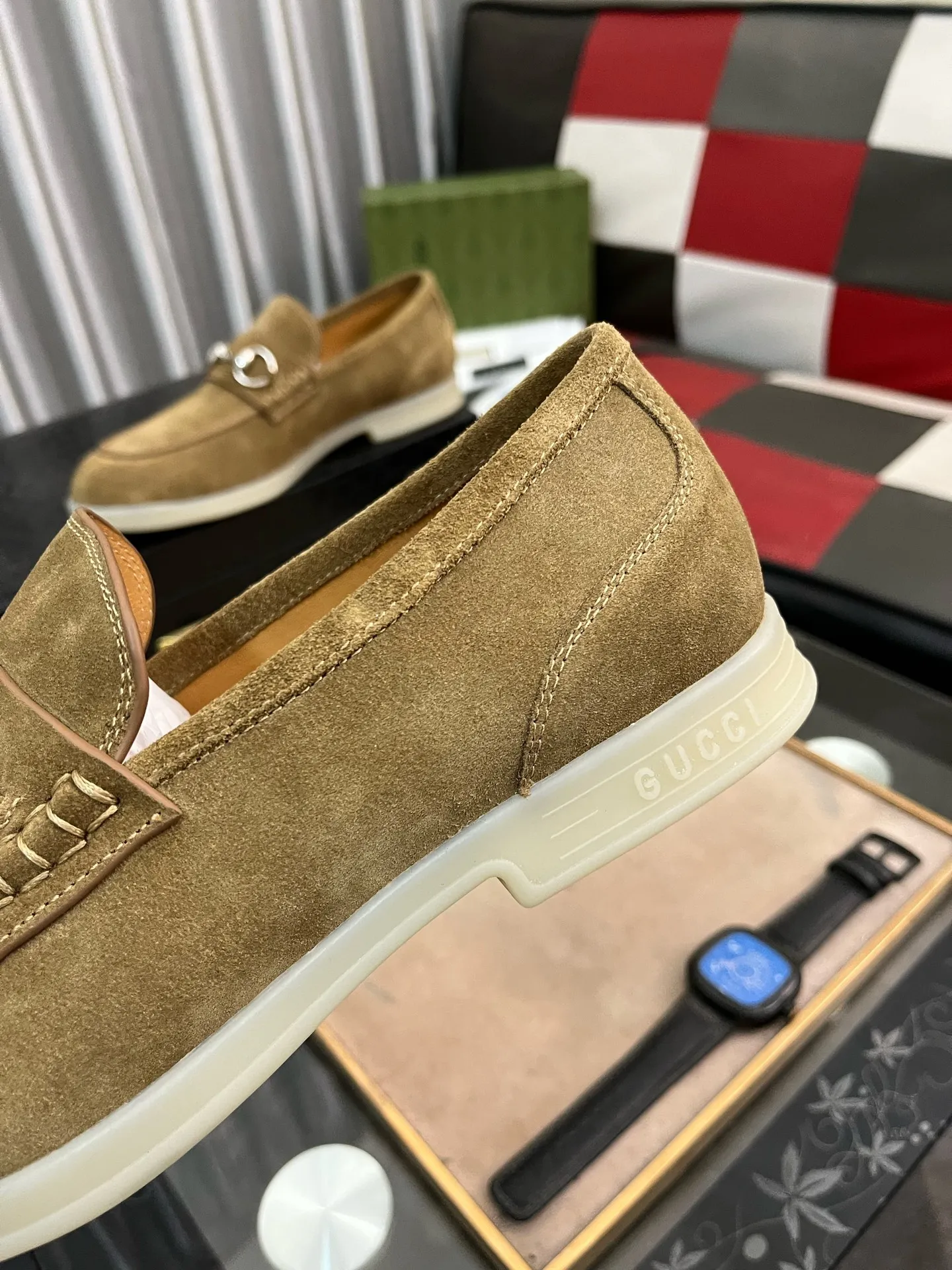 Men's shoes 💰540⌚️⌚️【GUCCi】Original frosted calfskin, water-dyed cowhide lining, original outsole, men's and women's fashion, formal casual leather shoes, slip-on men's and women's shoes series, young fashion, European and American trends, British style, casual matching, comfortable feet, standard code: men's code 38-444️⃣colors available
